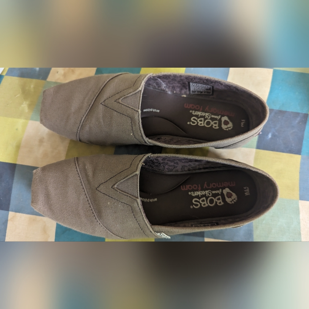 Bob's slip on shoes
